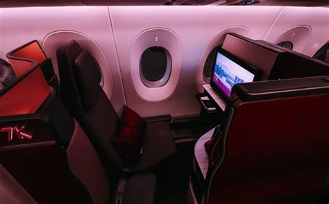 Qatar Airlines Business Class 的图像结果