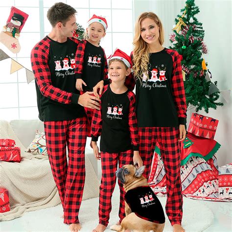 Funny Pig Merry Christmas Matching Family Pajamas Black - Family ...