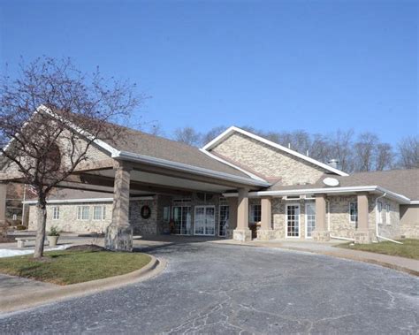 Todd Ashby - Pre-Need Counselor, Esterdahl Mortuary | Moline IL