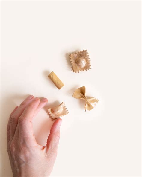 Ceramic Pasta Magnet - Òr