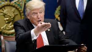 Experts question legality of Trump's immigration ban on Muslim countries