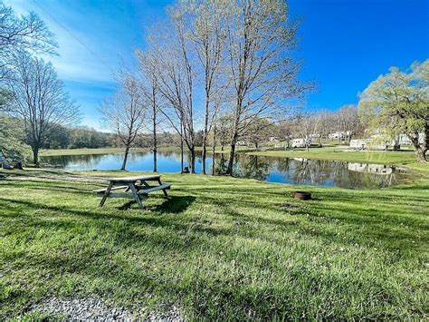 SPACIOUS SKIES CAMPGROUNDS - WOODLAND HILLS (Austerlitz) - Campground ...