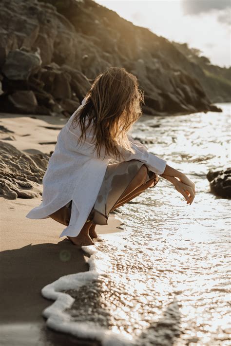 3 Best Feminine Clothing Brands - Shop For Feminine Fashion