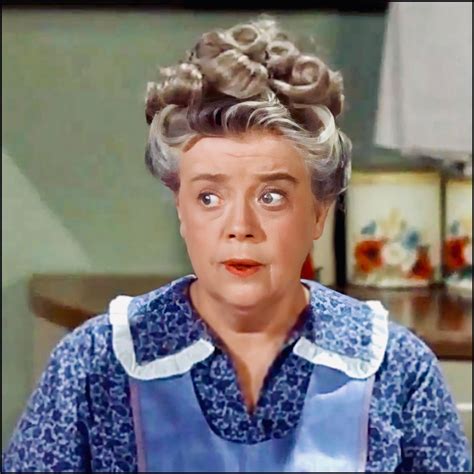 Best 12 Francis Bavier as Aunt Bea on The Andy Griffith Show – Artofit