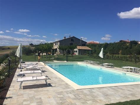 CASA CANTE LA GARBATINA (Monte Porzio) - B&B Reviews, Photos, Rate ...