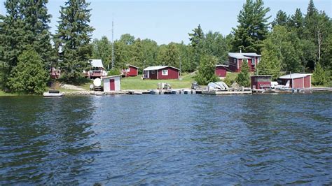 WILDERNESS FISHING OASIS (Rowan Lake) - Lodge Reviews & Photos ...