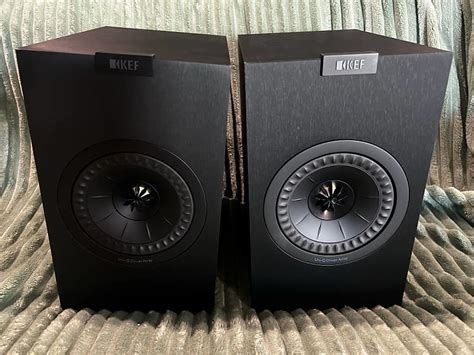 KEF Q150 Bookshelf Speakers | Reverb