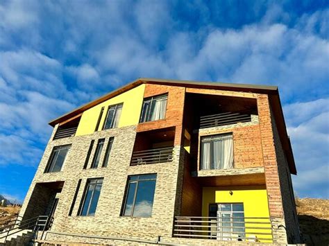 DANDELION HOTEL GUDAURI - Hostel Reviews, Photos, Rate Comparison ...