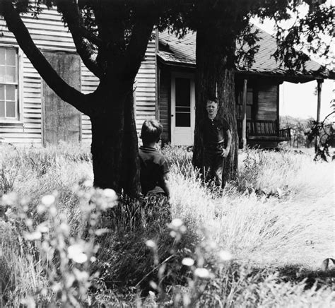 Ralph Eugene Meatyard Creates Images 'Not Quite of This World' - ABC News