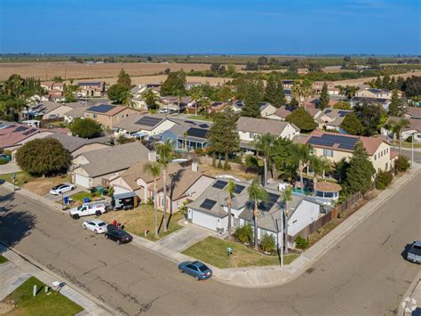 435 N El Granito St, Porterville, CA 93257 | Homes.com