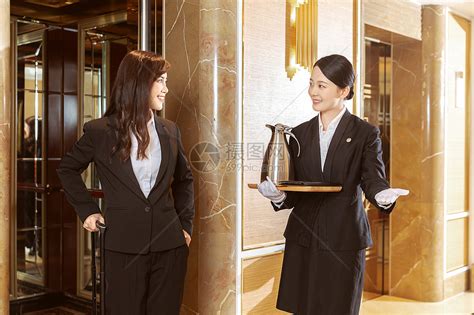 豪华酒店的专业服务人员形象高清图片下载-正版图片501705233-摄图网