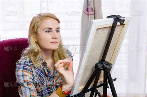 插画女 的图像结果