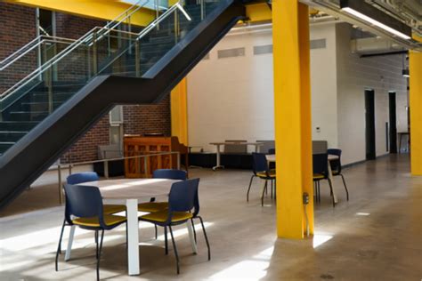 Design Engineering Colleges 的图像结果