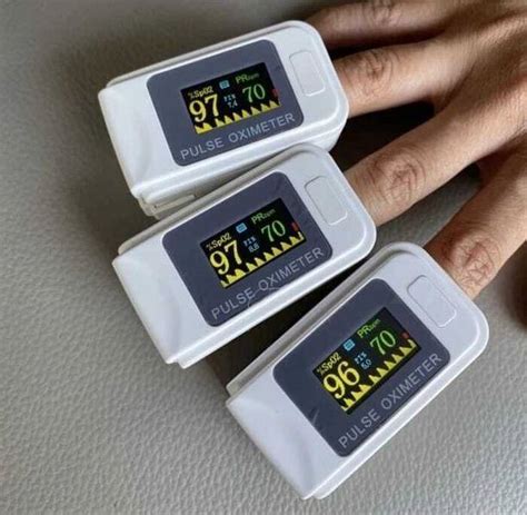 Oxygen Pulse Oximeter - Buy Oxygen Pulse Oximeter online at Best Prices ...
