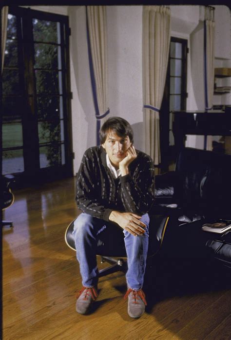 Young Steve Jobs: Life Story and Fabulous Photos of the Rebellious ...