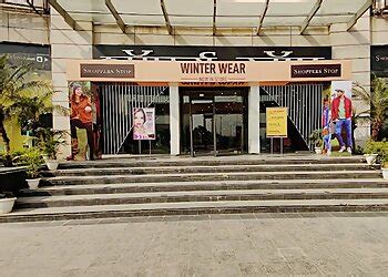 3 Best Clothing Stores in New Delhi, DL - Expert Recommendations