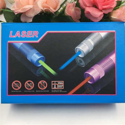 Laser เขียว ใหญ่ Green Laser Pointer เลเซอร์แรงสูง จุดไฟได้ ไล่นกได้ ...