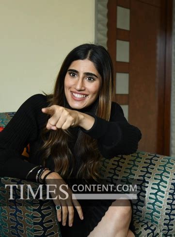 Akasa Singh Entertainment Photo PHOTOSHOOT: Playback si...