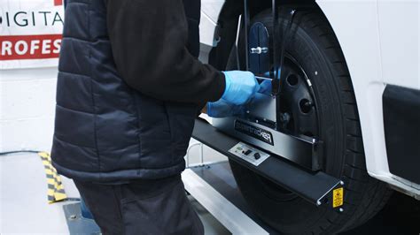 Laser Wheel Alignment System 的图像结果