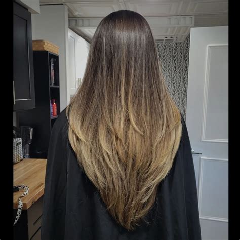 36 V-Cut Hairstyles for Women and Men to Try 2023 - Hood MWR