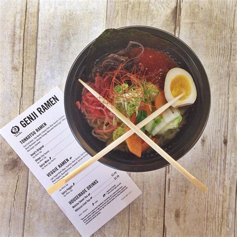 Whole Foods Edgewater Opens Sandwich and Ramen Venues