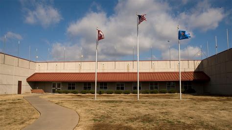 Cimarron Correctional Facility in Cushing, Okla., to be vacated | KFOR ...