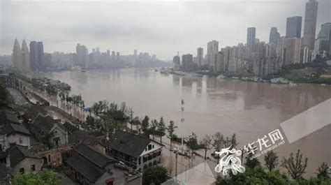 重庆迎来1981年以来最大洪水 南滨路被淹-搜狐大视野-搜狐新闻