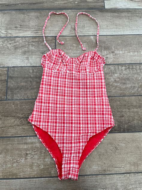 NEW WAREHOUSE SWIMMING COSTUME SIZE 6 TEXTURED CRINKLE UNDERWIRED RED ...