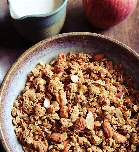 Almond & Walnut Granola