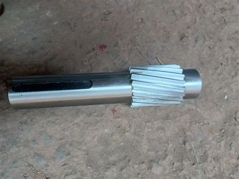 Gear Shaft - EN24 Pinion Shaft- SECTOR SHAFT Manufacturer from Ahmedabad