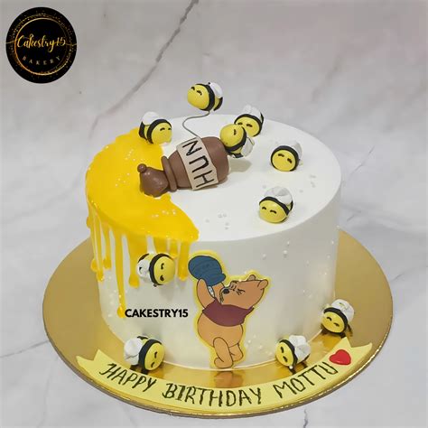 1kg Vanilla Winnie the Pooh Birthday Cake with Honey Drip – CAKESTRY15