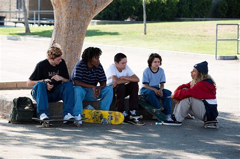Bild zu Gio Galicia - Mid90s : Bild Ryder McLaughlin, Sunny Suljic, Na ...