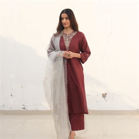 Juanita- Wine Zari Set – Juanita Ensemble
