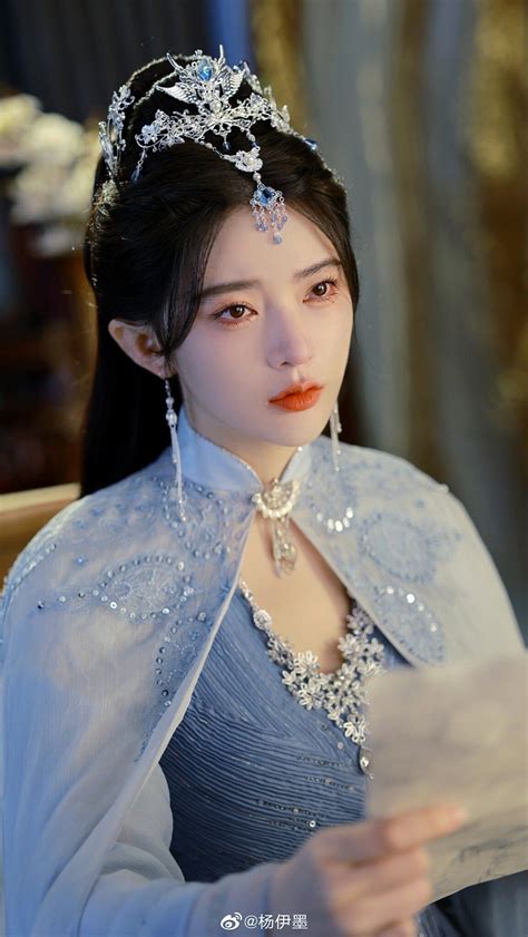 Pin de swiftsss en Actor en 2024 | Cosas de chicas, Fotos tublr de amigas, Ropa china