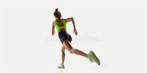 Sprinting Back View 的图像结果