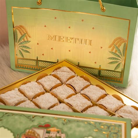 Natural Nariyal Barfi Box – Meethi