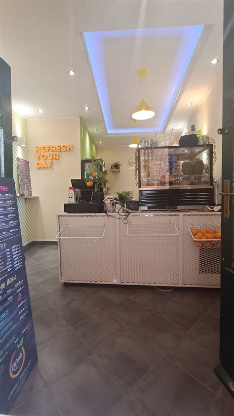 Refresh Juice Bar - Dubrovnik | Review "Good spot but not great vegan ...
