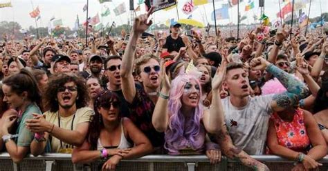 Inappropriate Swim Trunks 的图像结果