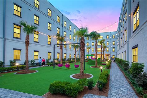 Sand at Victory Village | SCAD.edu