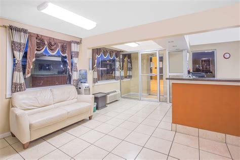 Super 8 by Wyndham Jasper | Jasper, AL Hotels