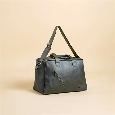 OliveFit - Green Gym Bag – BoxUp Luxury Gifting