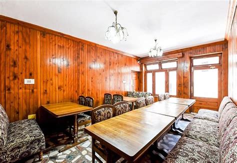 OYO 7766 HOTEL THAKUR (Manali) - Lodge Reviews, Photos, Rate Comparison ...
