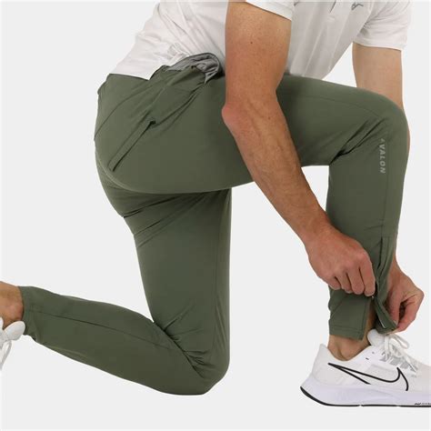 The Range Golf Jogger Pants | Avalon Modern Men's Golf Apparel