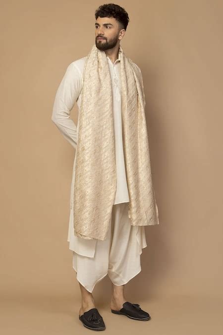 Buy Siddartha Tytler Off White Silk Kurta Dhoti Set Online | Aza Fashion.