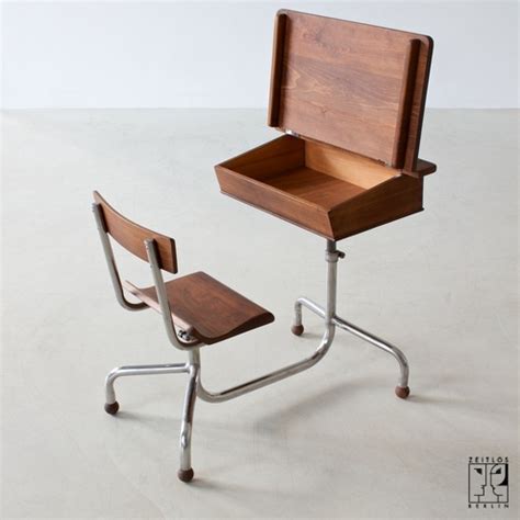 Bauhaus children's furniture desk - ZEITLOS – BERLIN