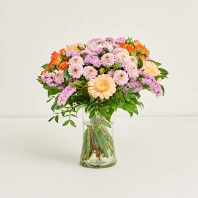 The Friendly: Order Flowers Online | Interflora India | ID1385073