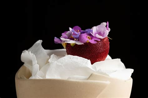 Inside Somni, LA's Ambitious Spanish Modernist Tasting Menu Restaurant ...