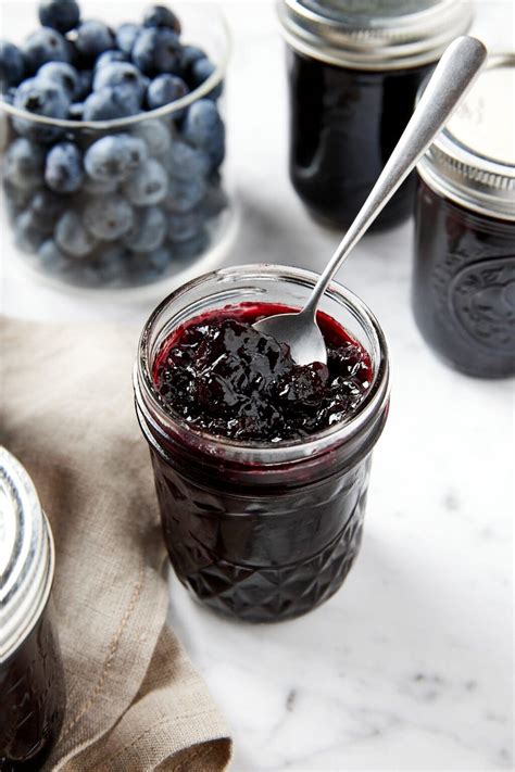Blueberry Jam Recipe (Pectin Method) + Video - Wyse Guide