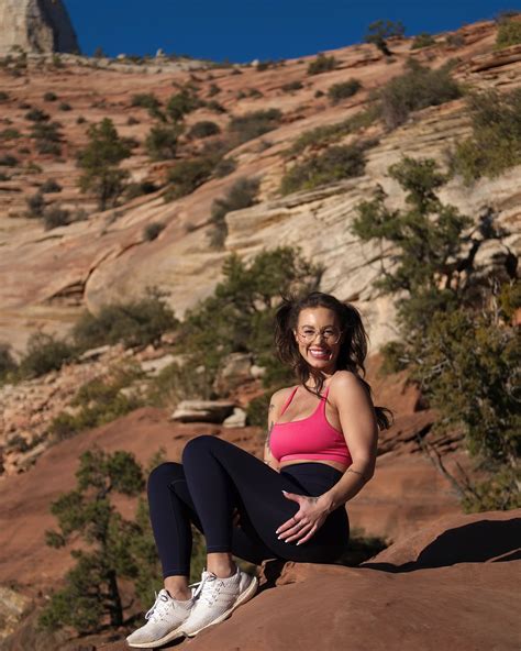 Maddison Noel | Fitness Coach | My happy place | Instagram