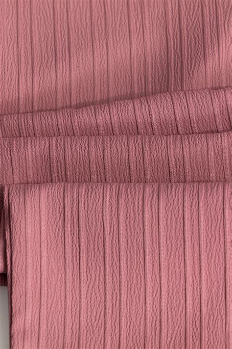 Buy Men's Harbor Pink Stripes Slim Fit Trousers Online | Snitch – SNITCH